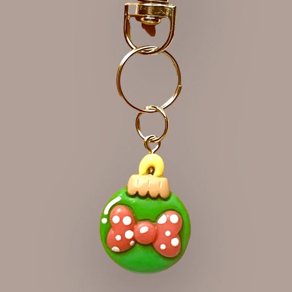 Green Bow Toggle for Keychain, Backpacks, Bags, & zipper pulls. Handmade NWT